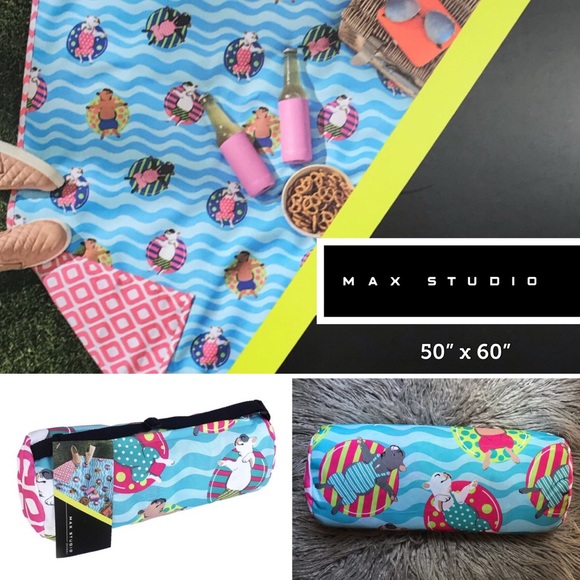Max Studio Other - Max Studio Outdoor Picnic Blanket French Bulldogs